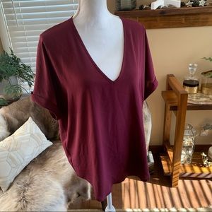 💚2/$10 Lush Chiffon Like Burgundy Color Top